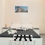 Dimora Pie Del Castello 3*