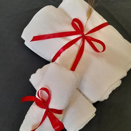 Dimora Pie Del Castello 3* 콘베르사노